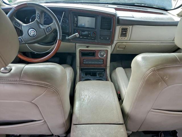 Cadillac Escalade Ext Image 6