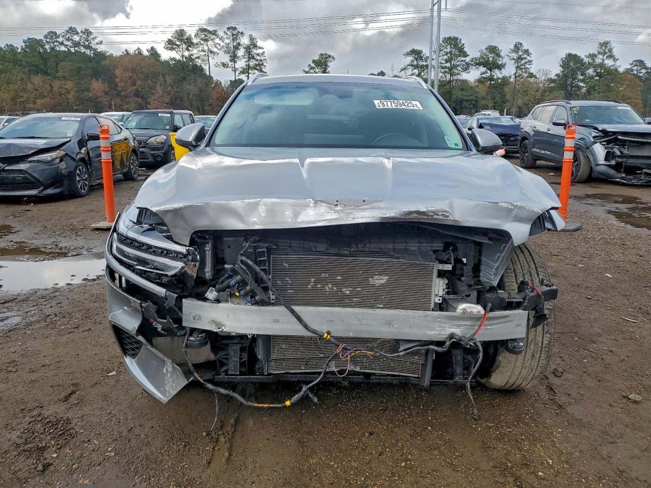 Genesis Gv70 Base Base Image 13