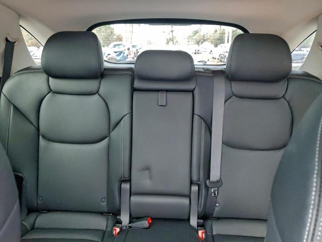 Genesis Gv70 Base Base Image 14