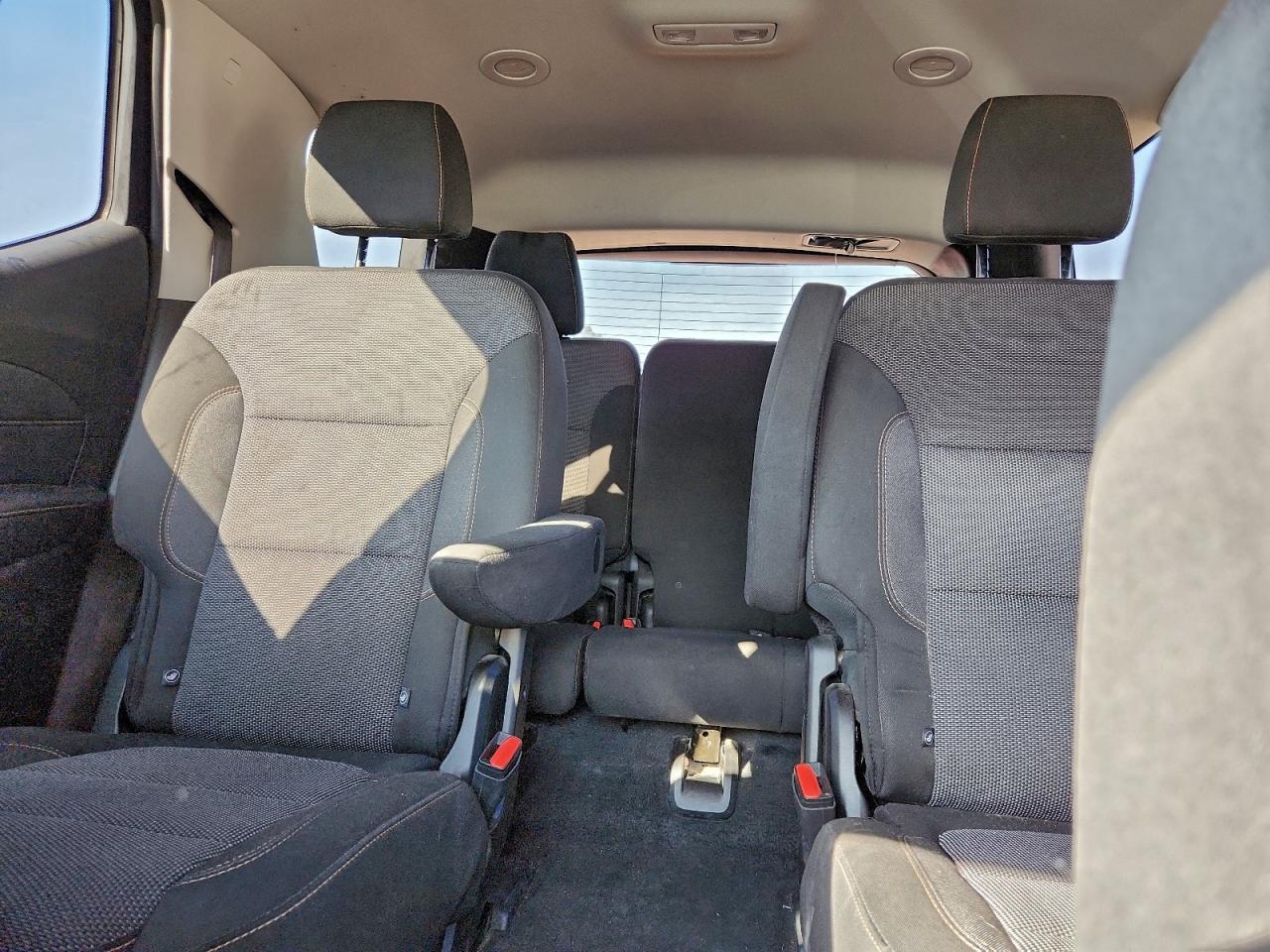 Chevrolet Traverse Lt Image 9