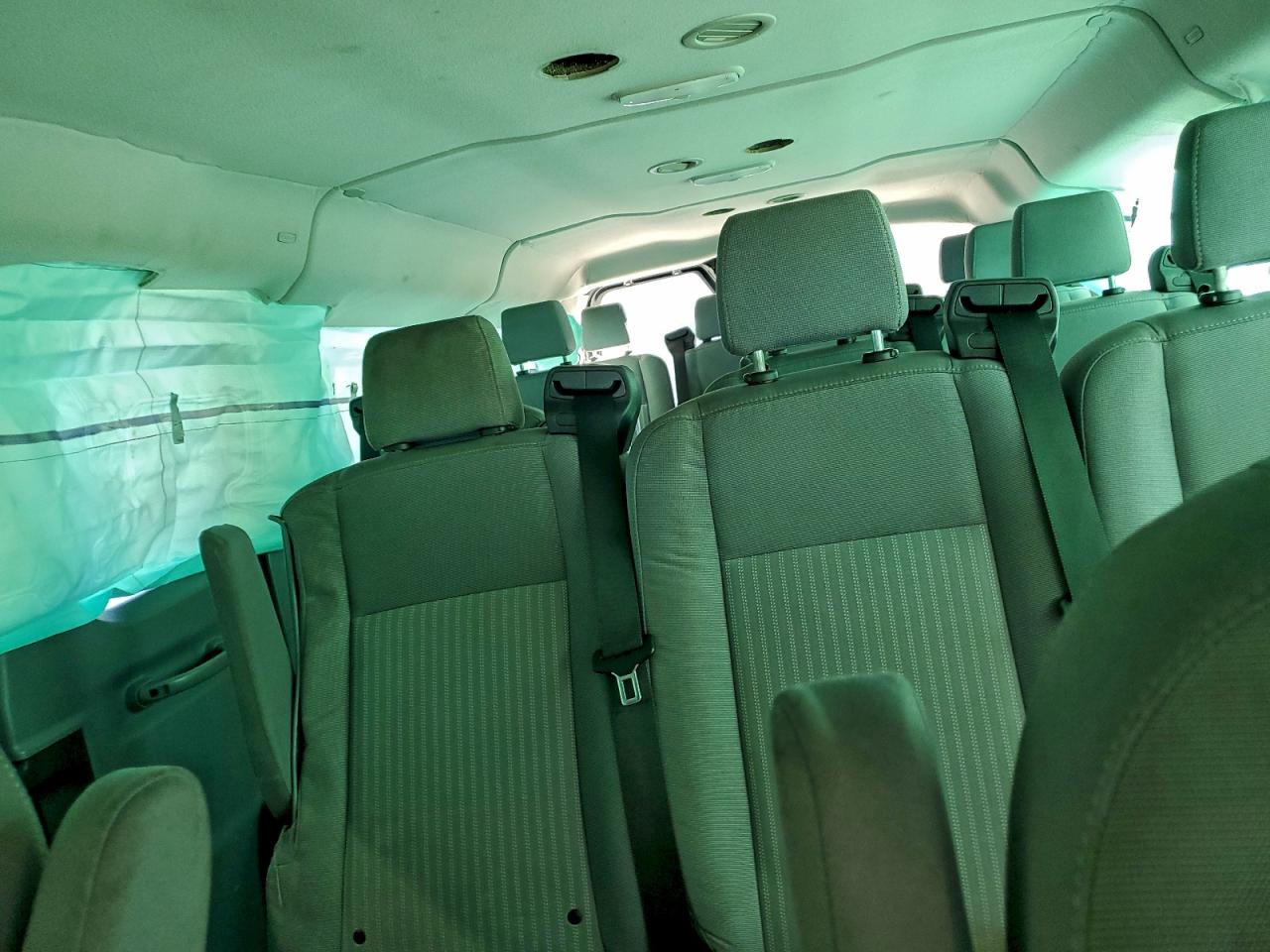 Ford Transit T-350 Image 8