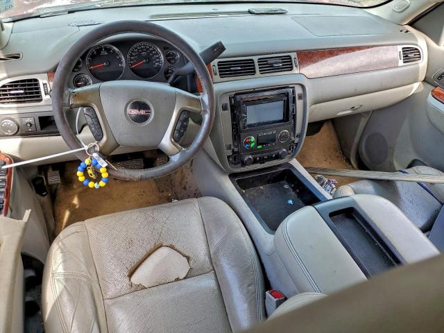 GMC Yukon C1500 Slt Image 6