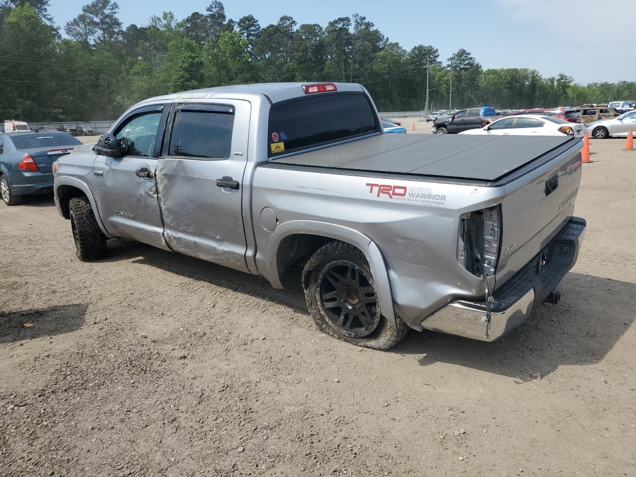 Toyota Tundra Crewmax Sr5 Image 3