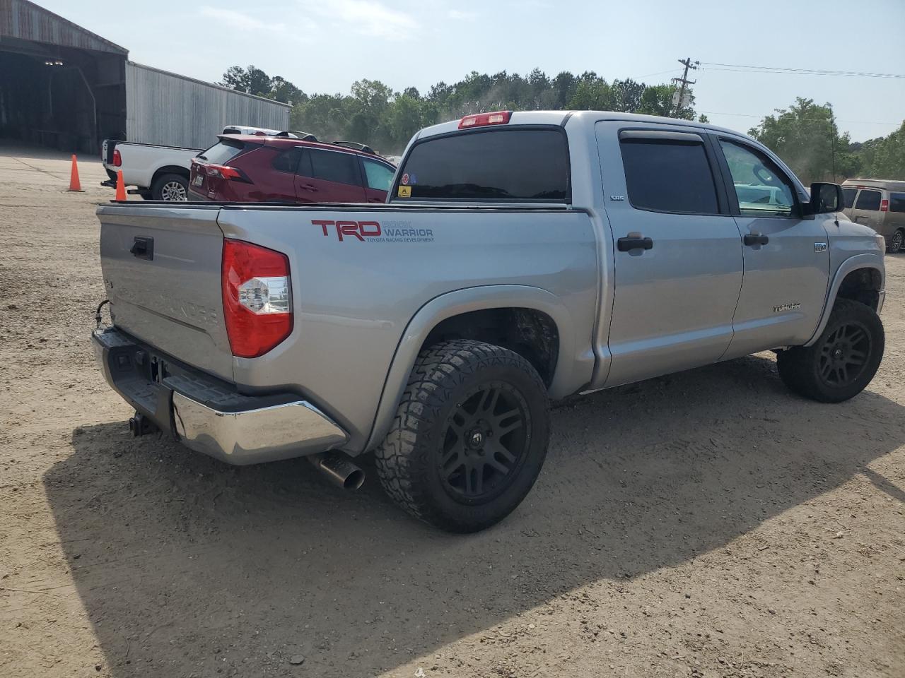 Toyota Tundra Crewmax Sr5 Image 4