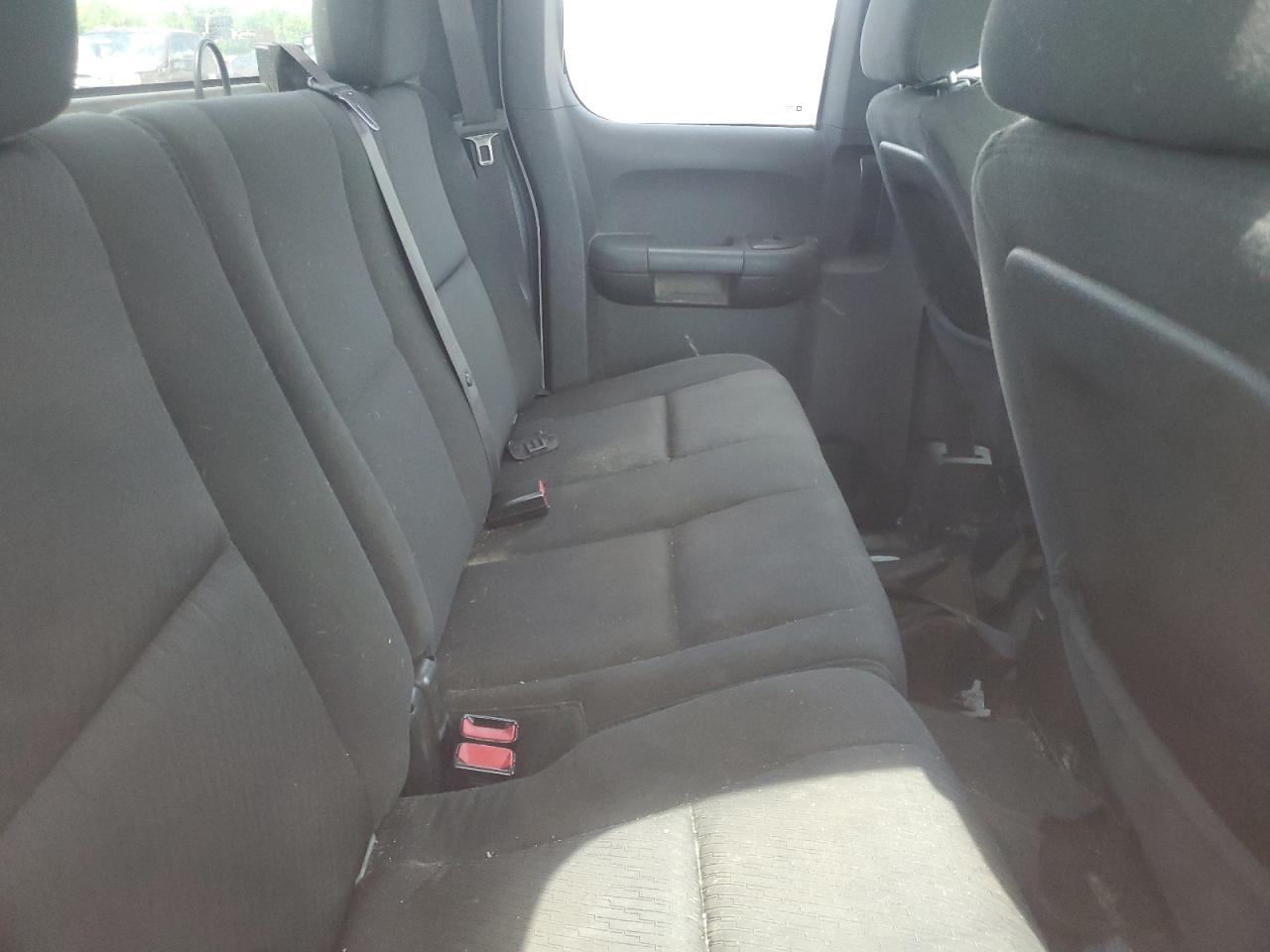 Chevrolet Silverado C1500 Lt Image 8