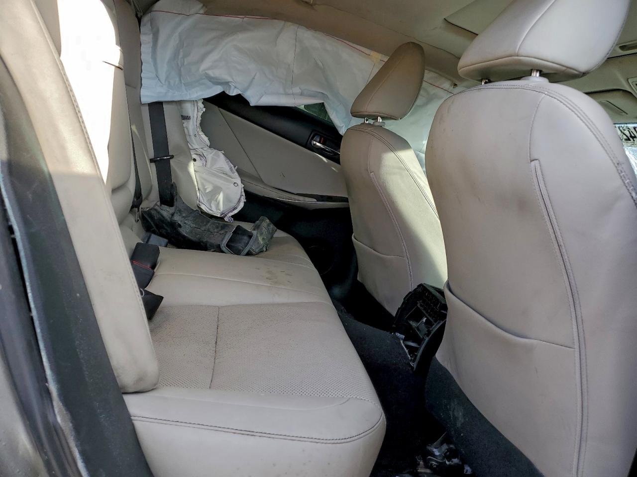 Lexus Is 350 Image 2