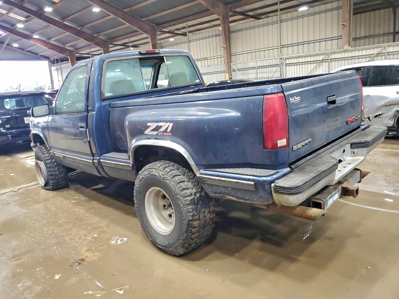 GMC Sierra K1500 Image 11