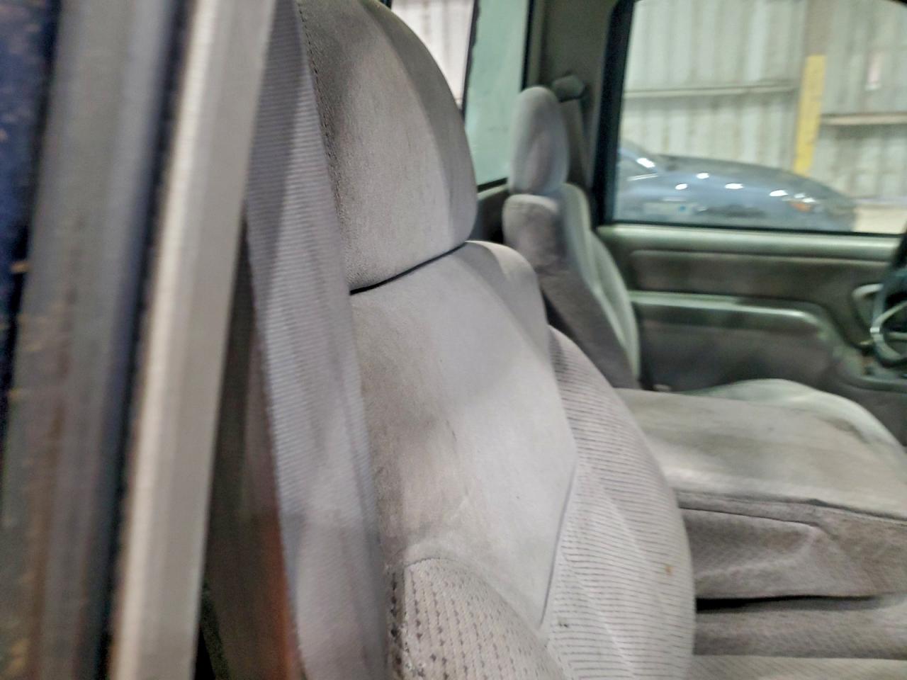 GMC Sierra K1500 Image 6