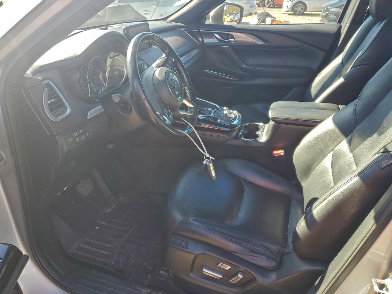 Mazda Cx Grand Touring Image 3