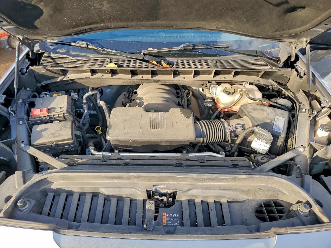 GMC Sierra C1500 Elevation Image 12