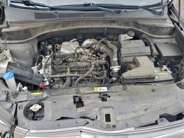 Hyundai SANTA FE Image 2