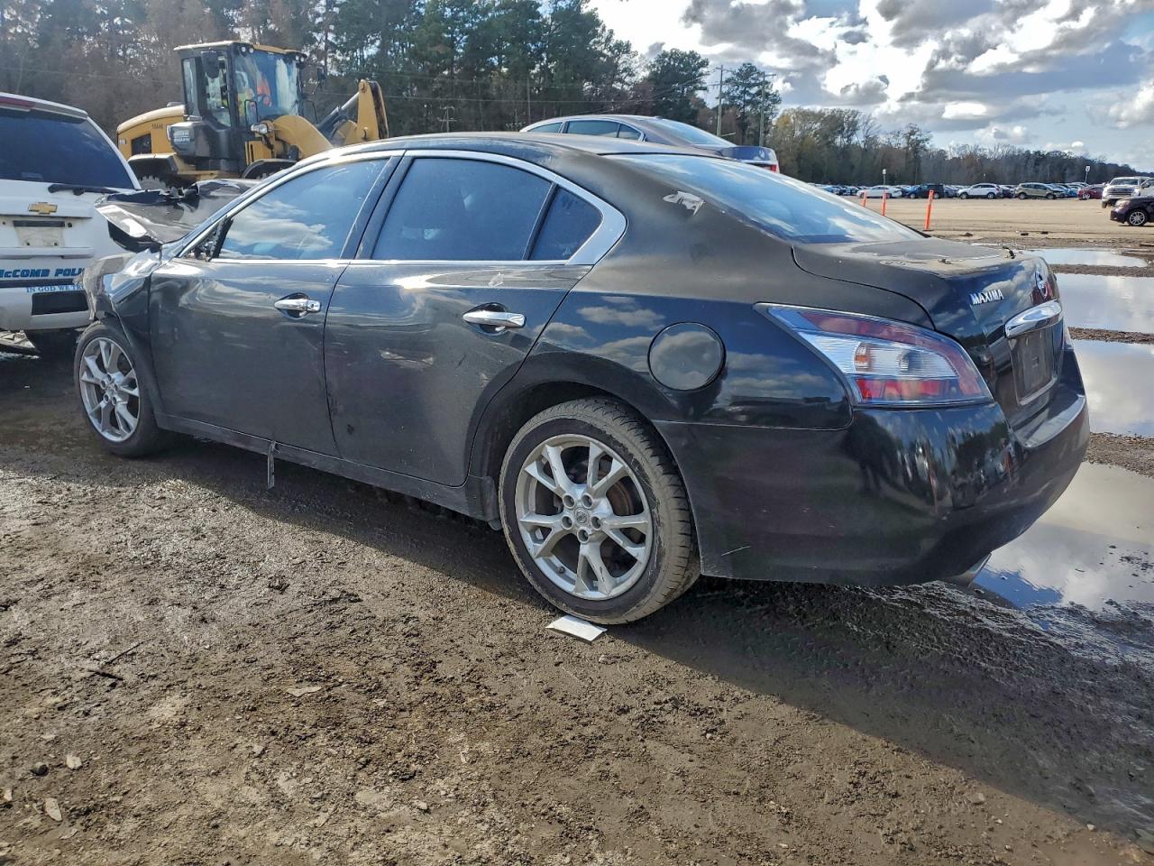 Nissan Maxima S Image 12