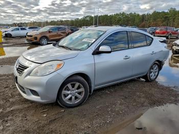  Salvage Nissan Versa