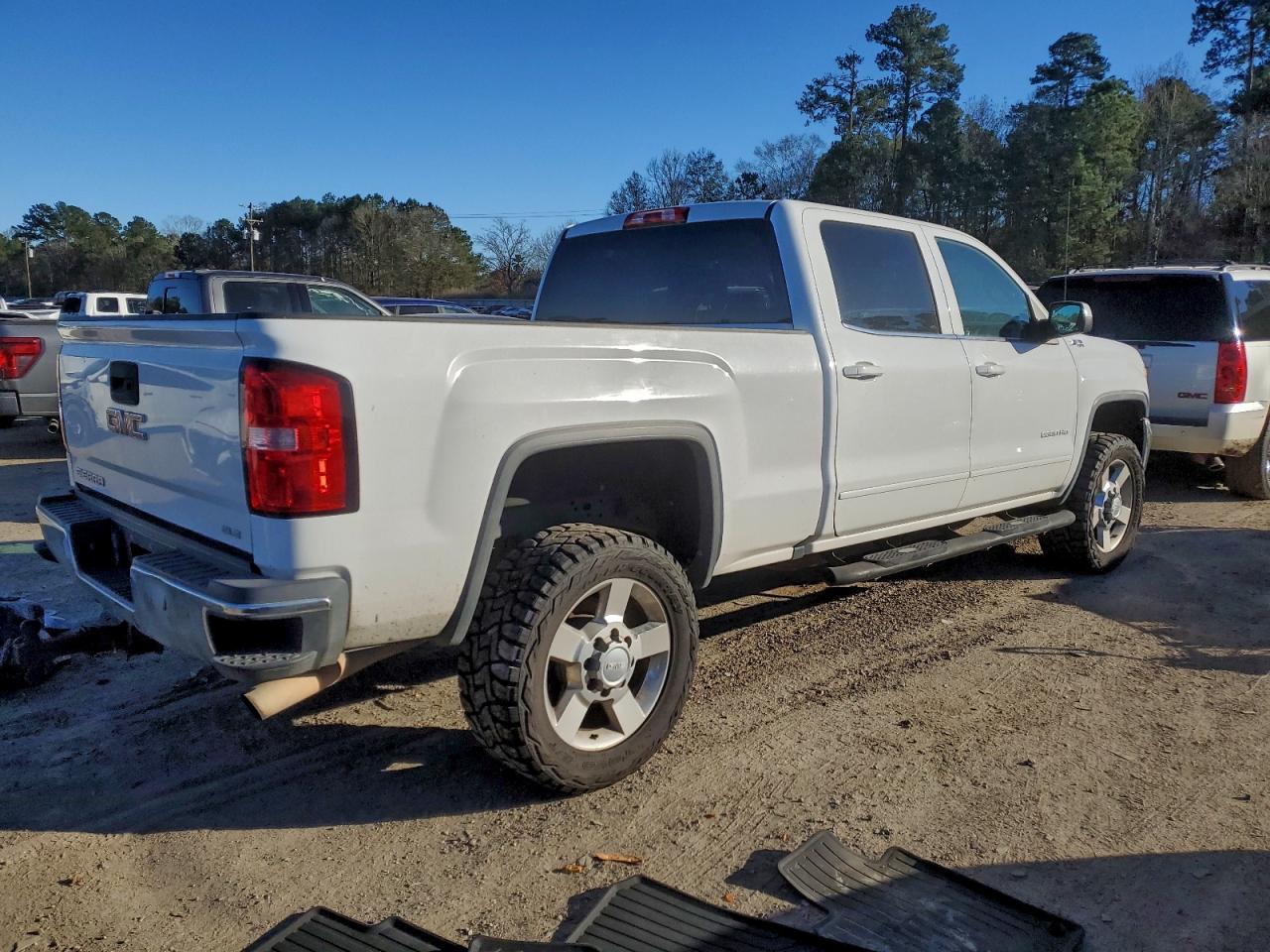 GMC Sierra K2500 Sle Image 6