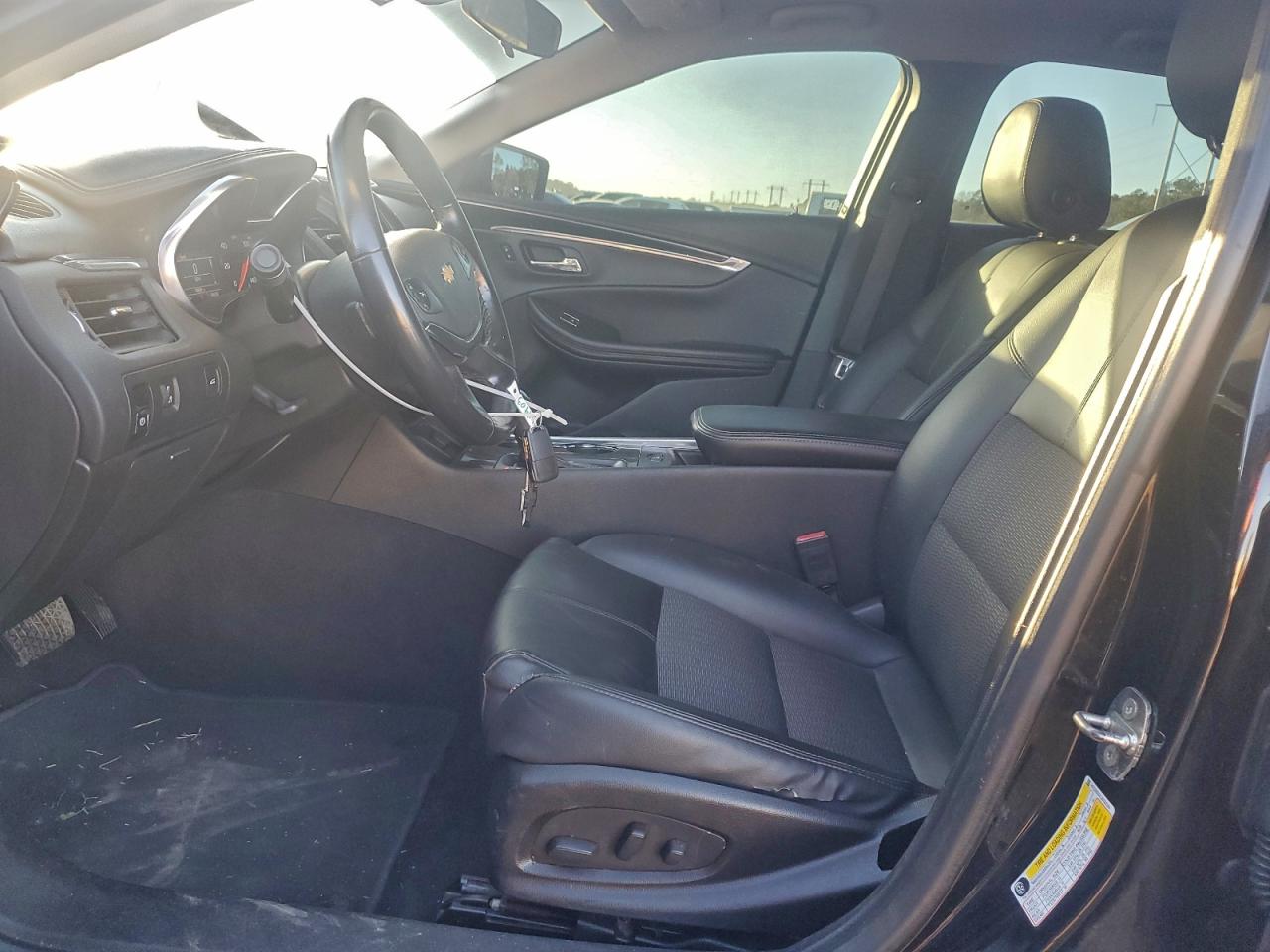 Chevrolet Impala Lt Image 11