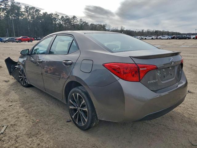 Toyota Corolla L Image 2