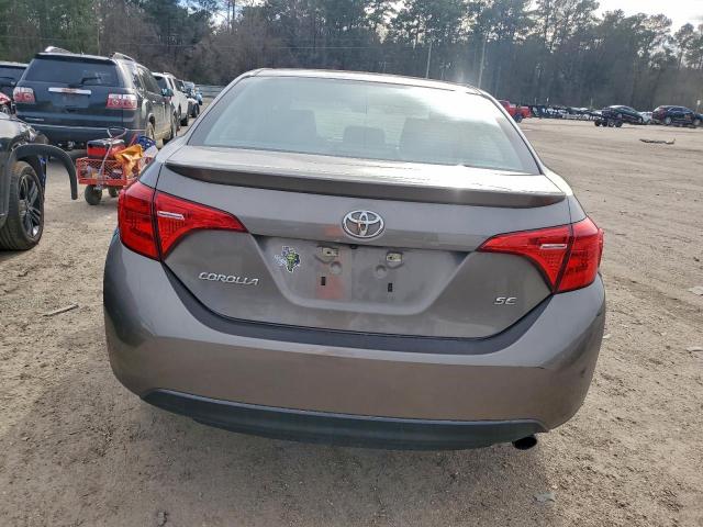 Toyota Corolla L Image 7