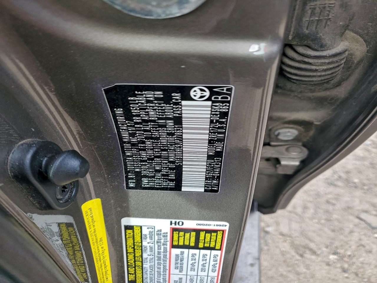 Toyota Corolla L Image 10