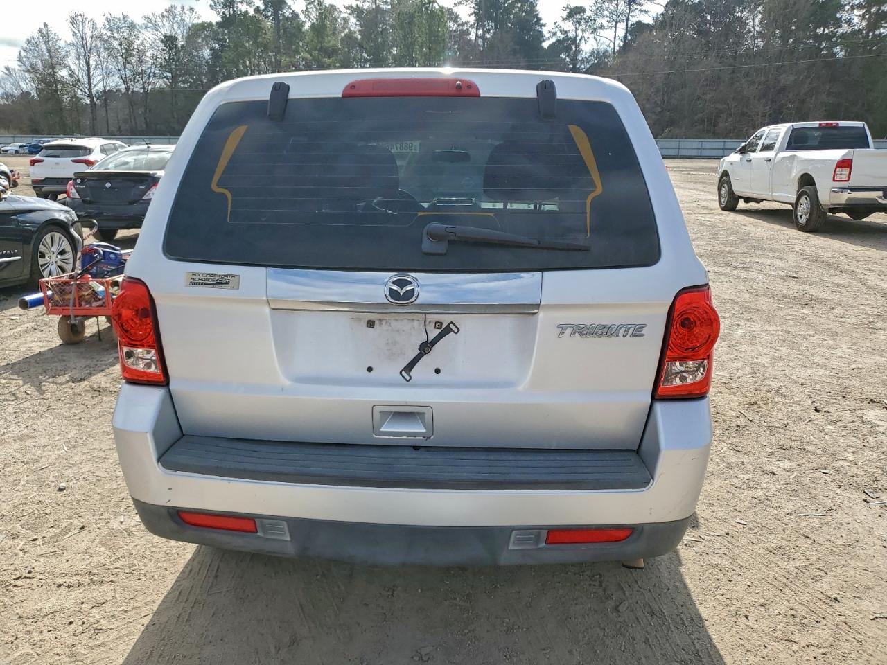 Mazda Tribute I Image 7