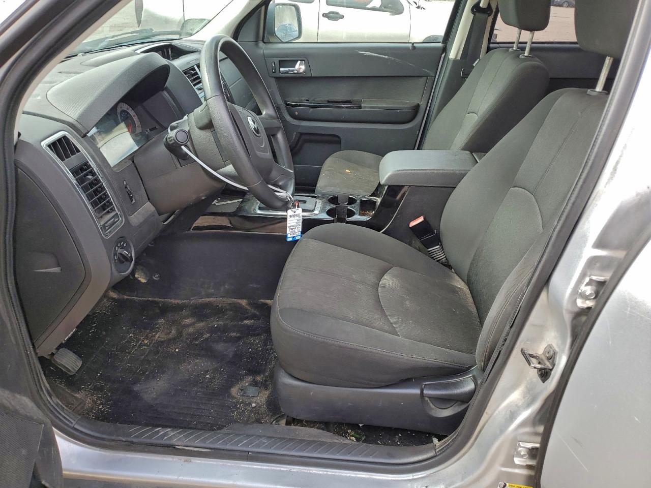 Mazda Tribute I Image 3