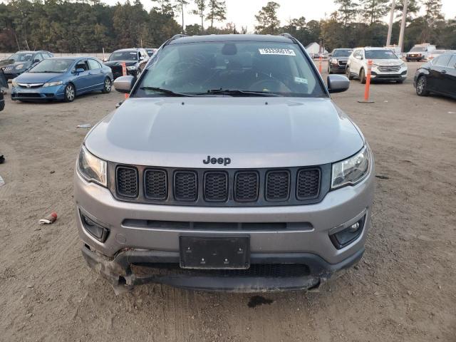 Jeep Compass Latitude Image 4