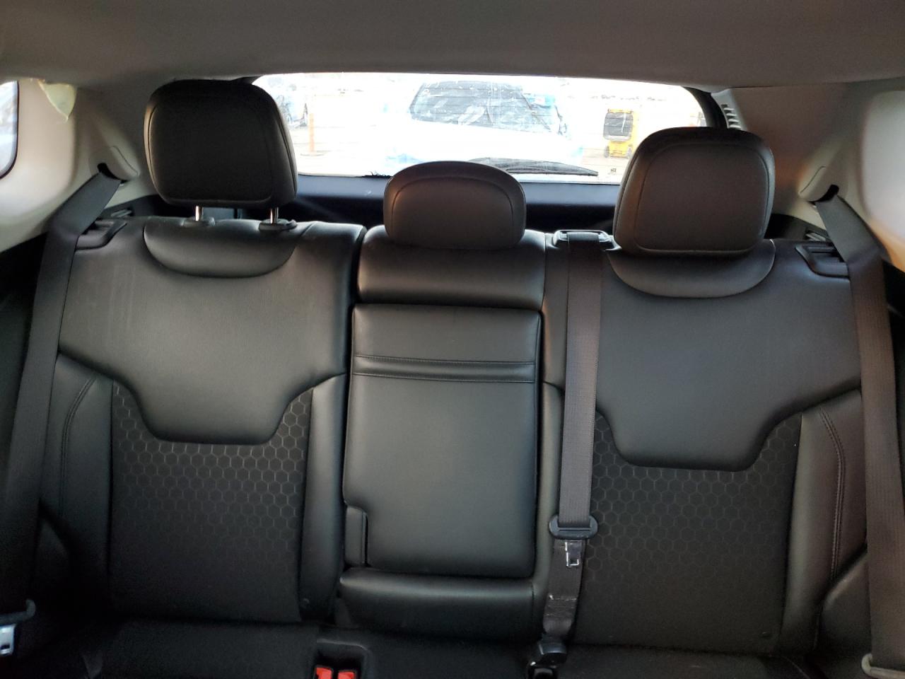 Jeep Compass Latitude Image 9