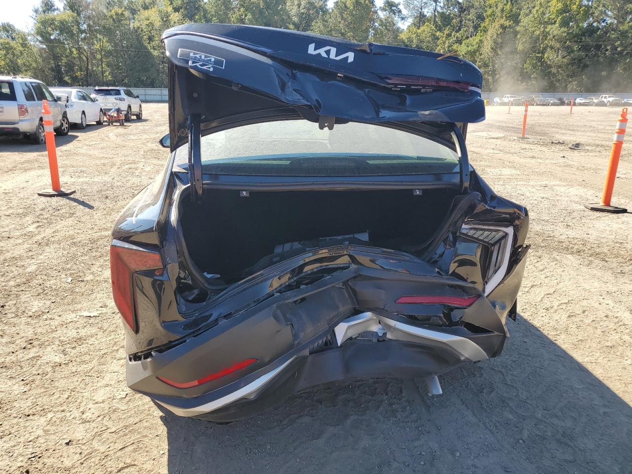 Kia K4 Ex Ex Image 11