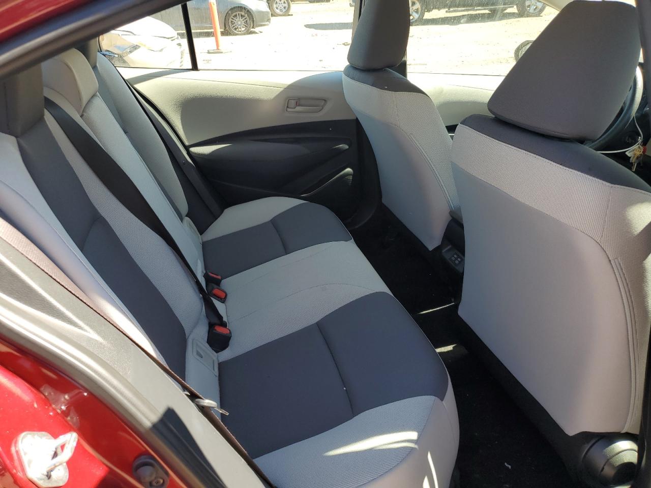 Toyota Corolla Le Image 2