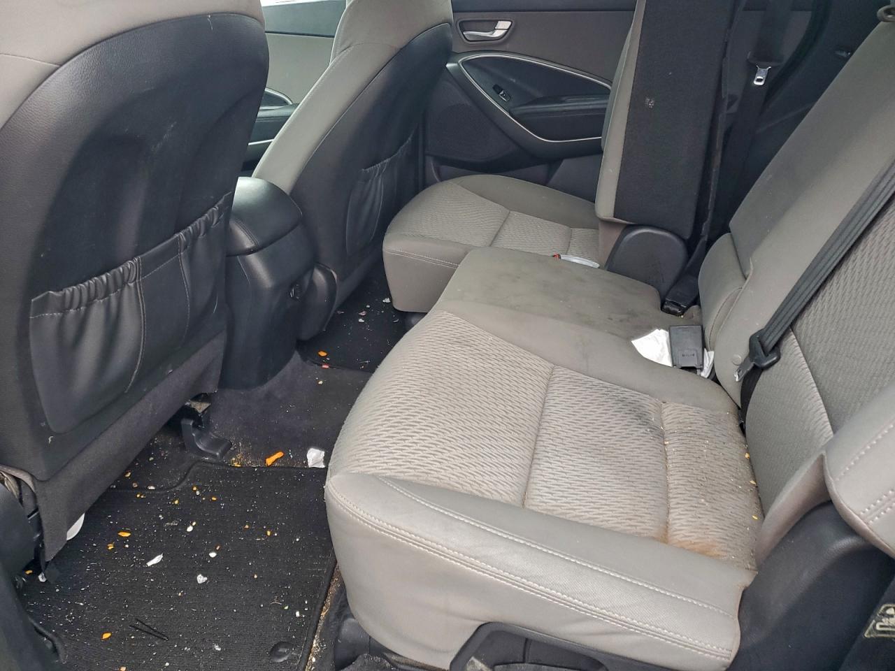 Hyundai SANTA FE Se Image 13