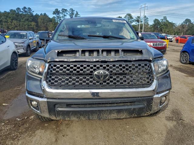 Toyota Tundra Crewmax Sr5 Image 4