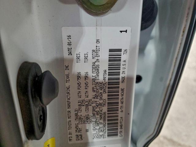 Toyota Tacoma Double Cab Image 7