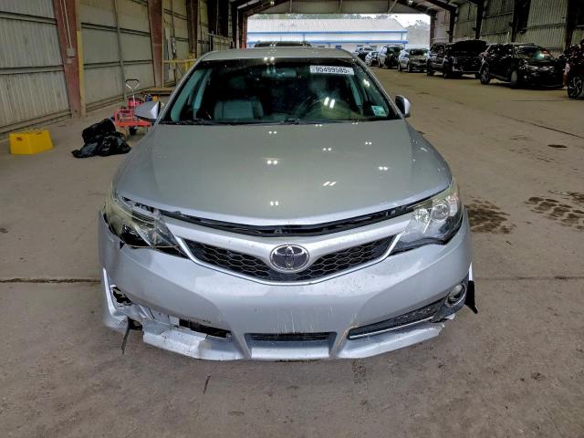 Toyota Camry L Image 6