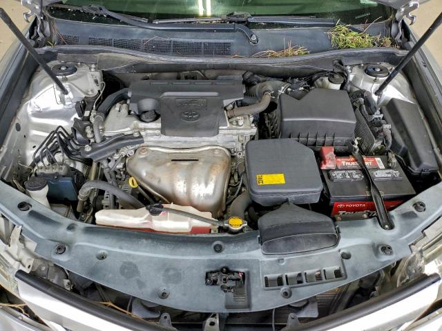 Toyota Camry L Image 11