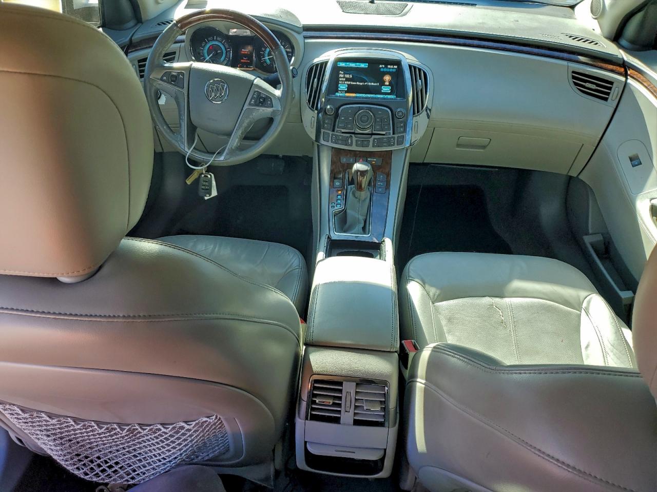 Buick LaCrosse Premium Image 5