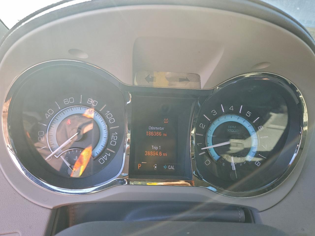 Buick LaCrosse Premium Image 9