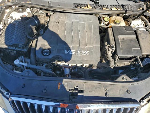 Buick LaCrosse Premium Image 4