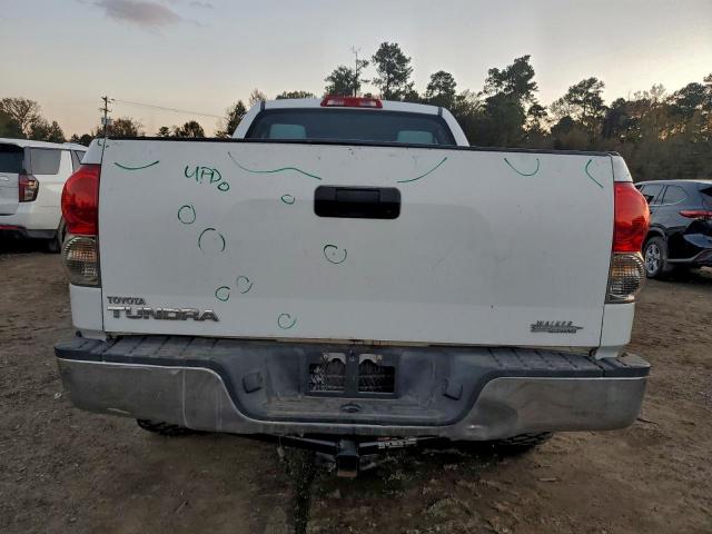 Toyota Tundra Double Cab Image 11