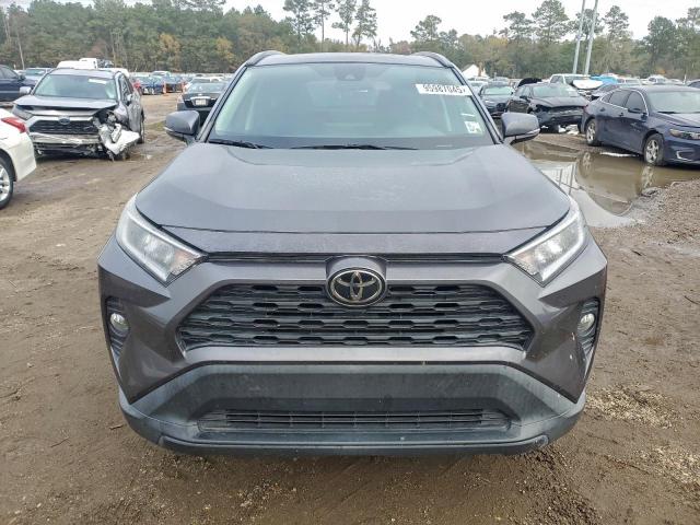 Toyota RAV4 Xle Image 7