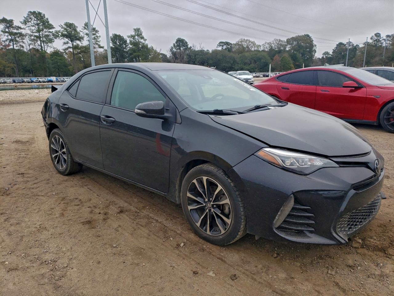 Toyota Corolla L Image 2