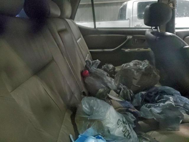 Toyota Sequoia Sr5 Image 11