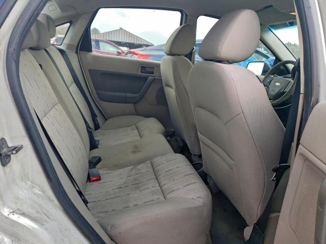 Ford Focus Se Image 11