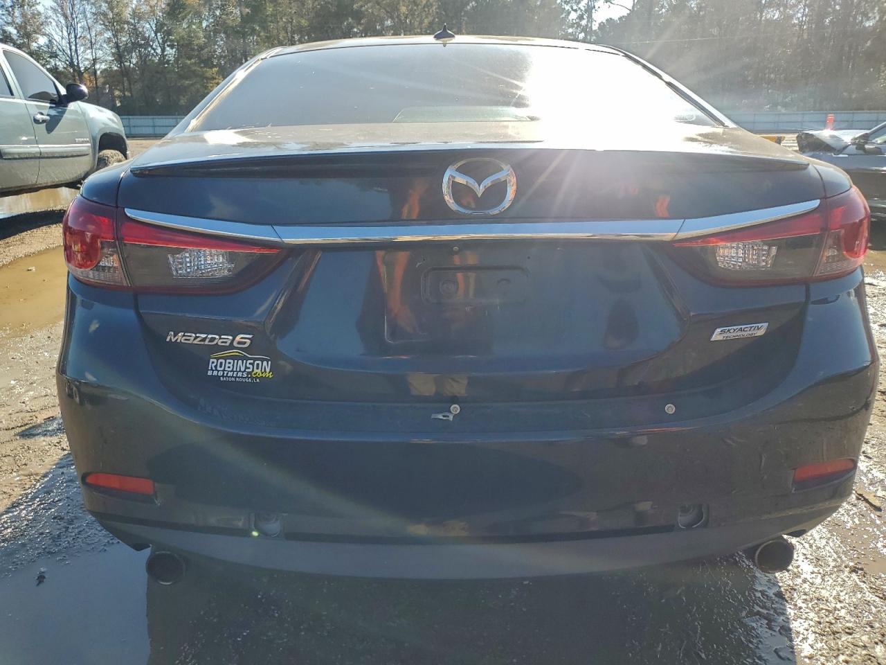 Mazda 6 Grand Touring Image 5