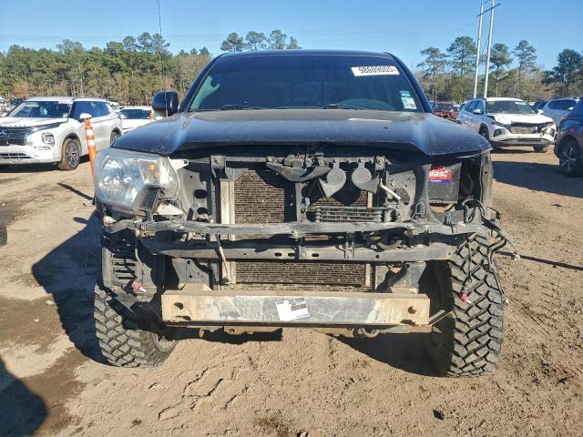 Toyota Tacoma Double Cab Image 9