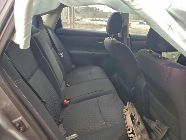 Nissan Altima 2.5 Image 10