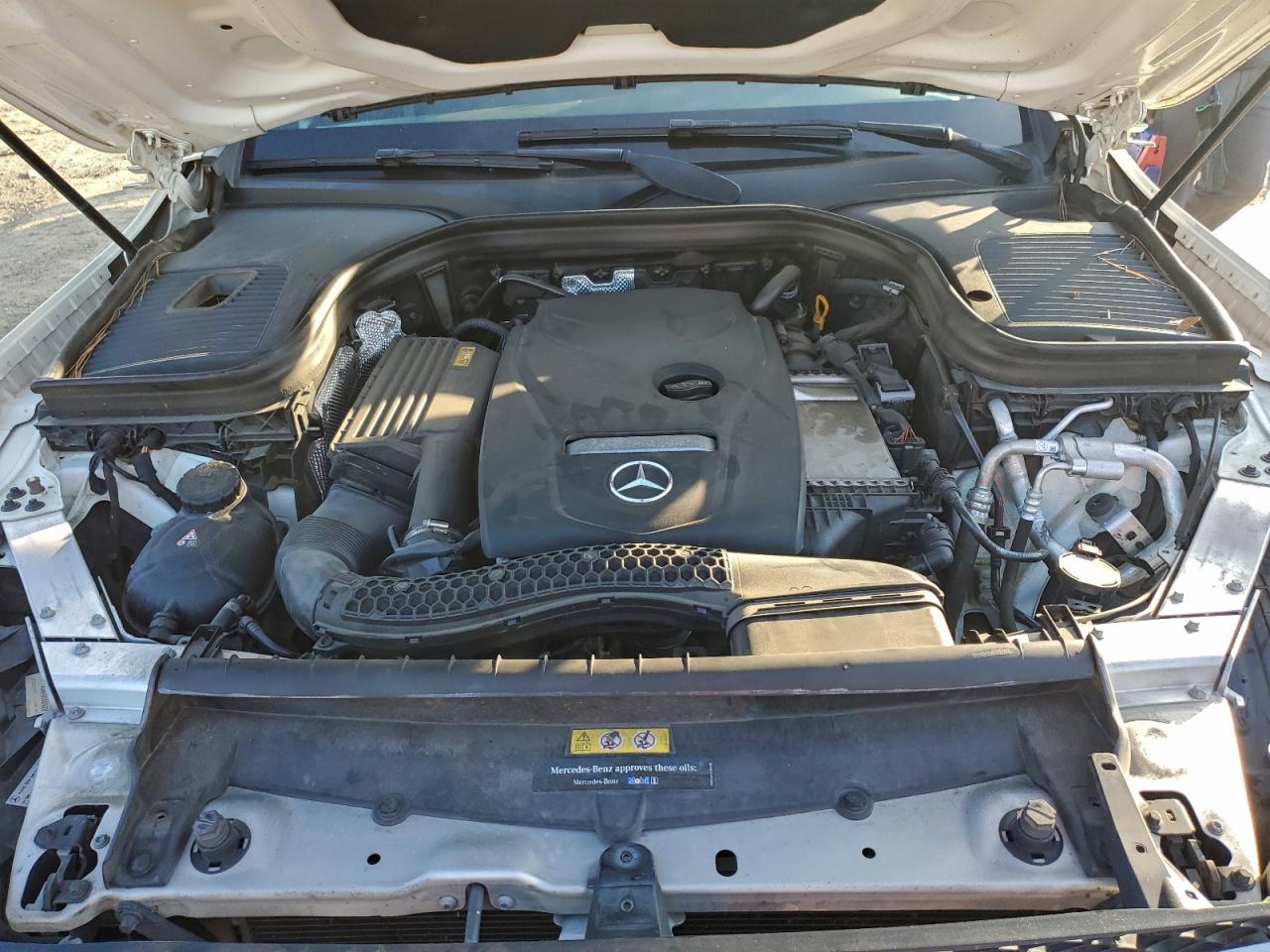 Mercedes-Benz GLC 300 Image 8