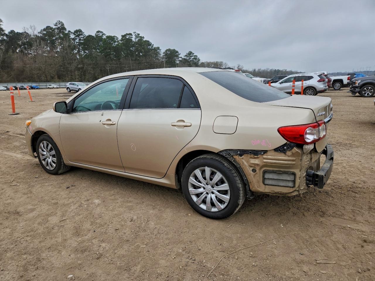 Toyota Corolla Base Image 3
