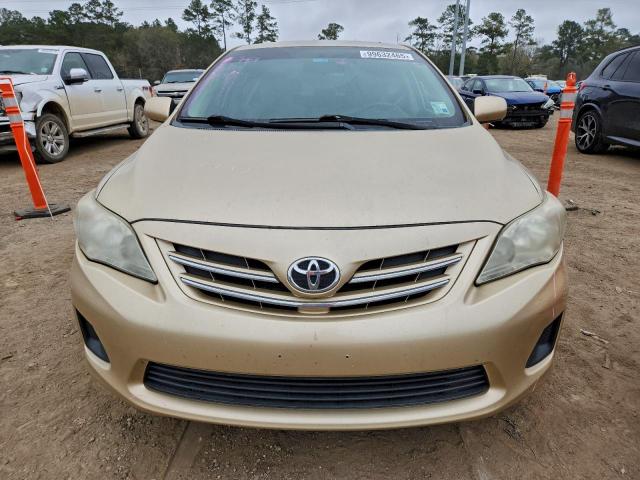 Toyota Corolla Base Image 7