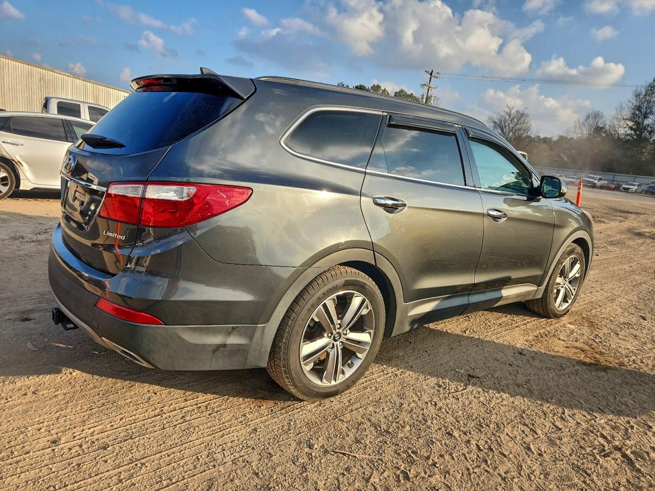 Hyundai SANTA FE Limited Image 13