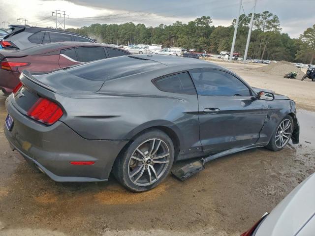 Ford Mustang Image 5