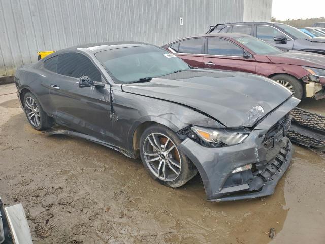 Ford Mustang Image 6